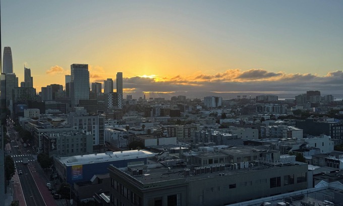Downtown San Francisco Apartamento | Stunning SF View – Luxe Condo in Secure Full-Amenity Building 1bedroom + Sofabed
