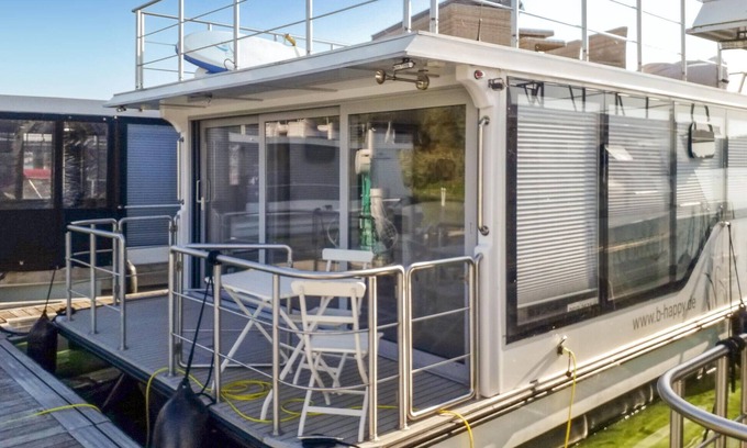 Havelsee Alquiler De Eote | Impresionante barco en Havelsee OT.