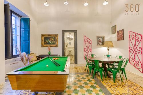 Floriana Apartamento | Stunning traditional Palazzo in central Floriana by 360 Estates
