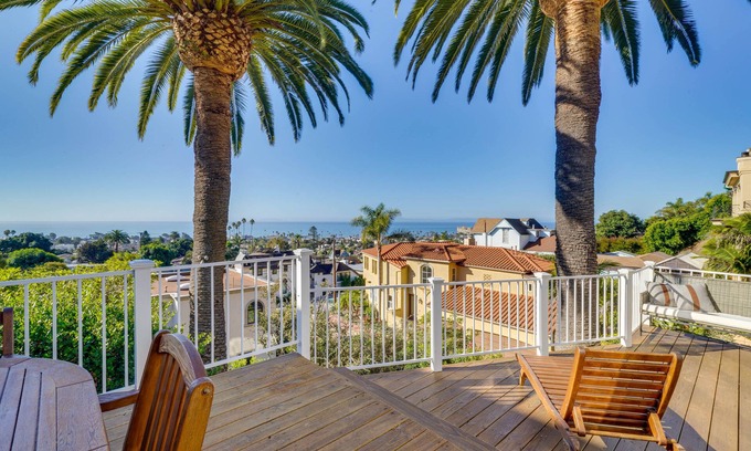 Ventura Cabaña | Stunning Ventura Cottage w/ Deck + Ocean View!