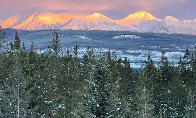 Polebridge Cabina | Stunning View of Glacier Park, from Cabin & Wall tents designed for Large Groups
