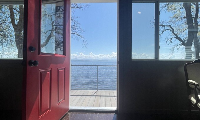 Willsboro Casa | Stunning views of Lake Champlain