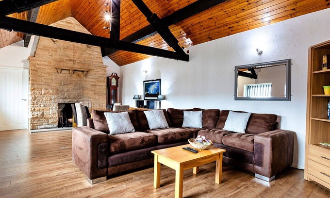 Ferryhill Casa | Maravillosa casa de vacaciones para 8 personas con WIFI, TV, mascotas permitida y aparcamiento
