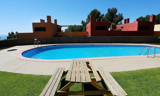 Tamarit Casa | Estupenda casa de vacaciones para 6 personas con piscina, WIFI, A/C, TV, terraza y aparcamiento