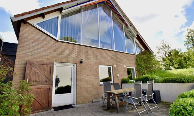 Wissenkerke Villa | Maravillosa casa de vacaciones para 4 personas con WIFI, TV, terraza y mascotas permitida