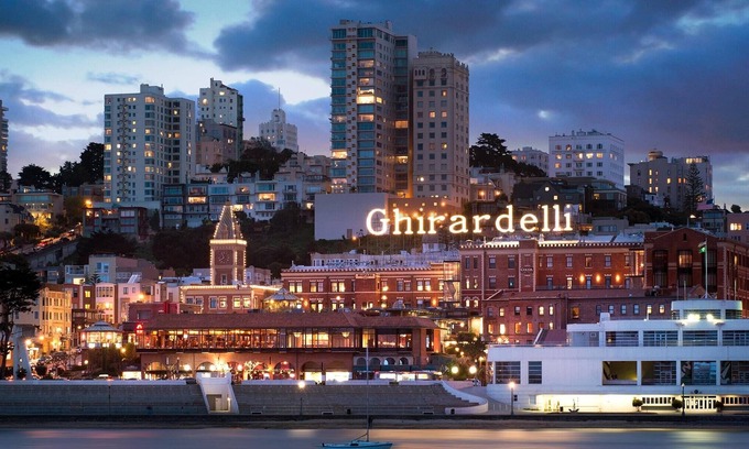 San Rafael Casa | IMPRESIONANTE BAHERA FRENTE AL MAR A 15 MIN DEL PUENTE GG Y A 45 MINUTOS DE NAPA