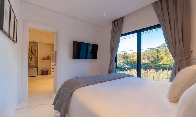 Foz do Iguacu Casa | Stylish Villa in the heart of Iguaçu Falls!