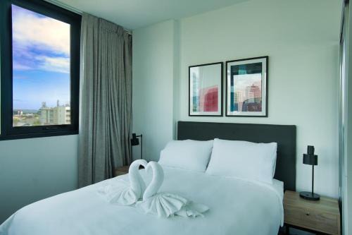 Adelaide Central Business District Apartamento | Stylish 1 BR CBD Apt-Pool-Gym-Sauna-Steam Room