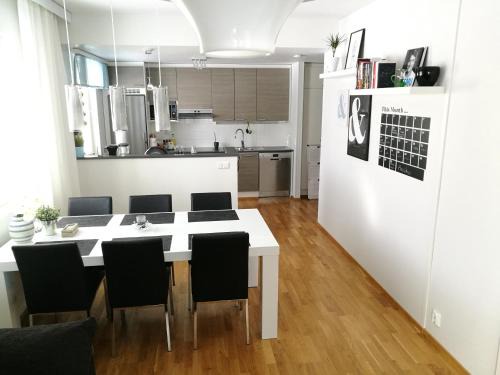 Kuopio Apartamento | Stylish 1BR Home Private Parking Sauna