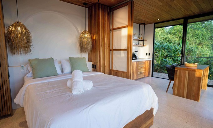 Santiago Casa | Stylish 1BR Stunning Balcony Views