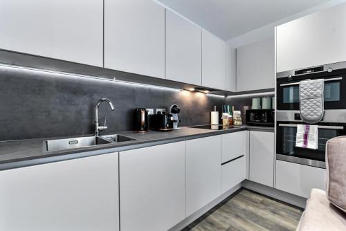 Springfield Apartamento | Stylish 2-BD for Trendy Urban Travelers - Sleeps 5