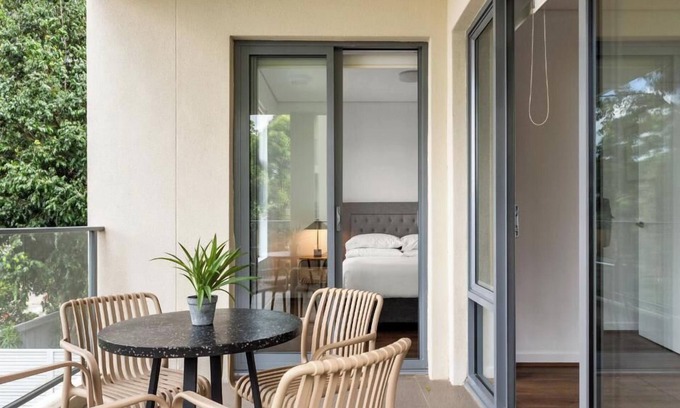 Lane Cove North Apartamento | Stylish 2 Bed 2 Bath with Parking in Lane Cove