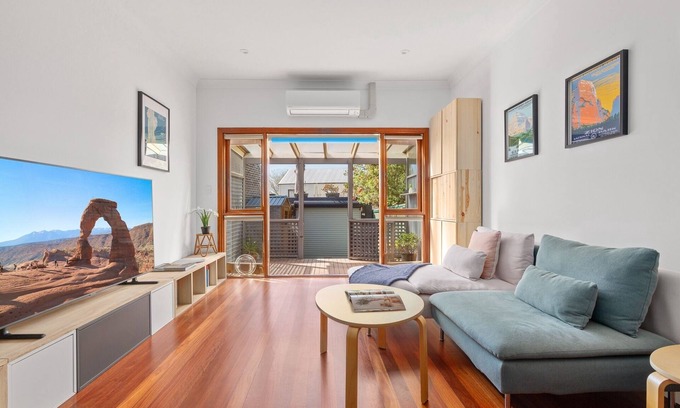Erskineville Casa | Stylish 2-Bed Cottage in Trendy Erskineville