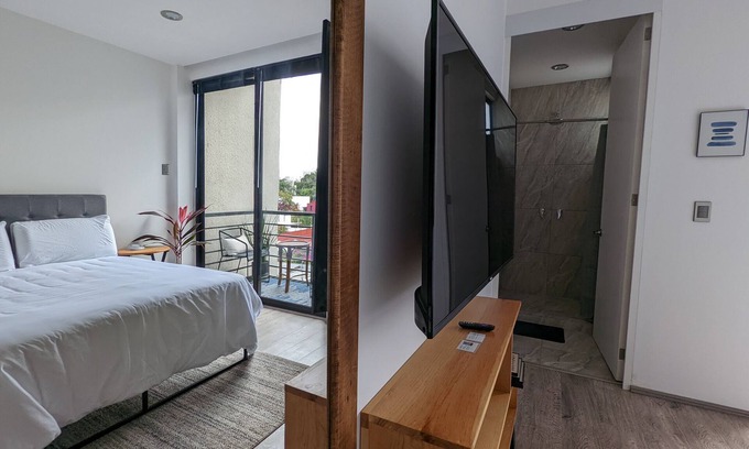 Escandon Apartamento | Stylish 2Bed/3Bath/Office in the heart of Condesa with dream kitchen
