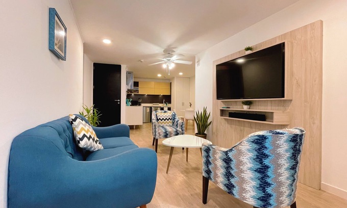 Leuro Apartamento | Stylish 2BR for 04 guests in Central Miraflores