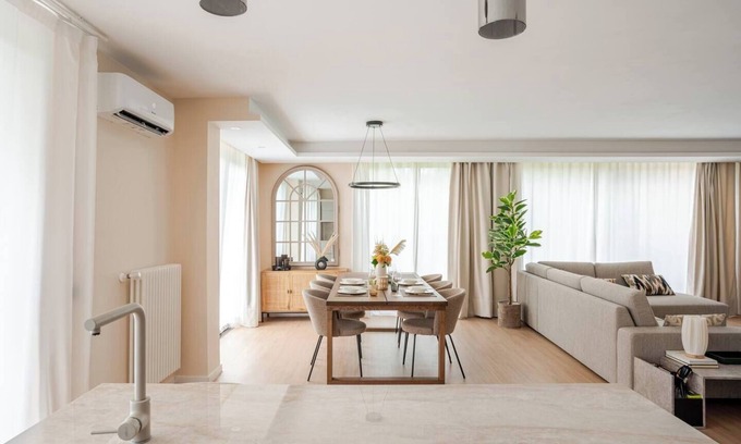 Centro Giano Casa | Stylish 3-bedroom townhome with Garden, Fiumicino