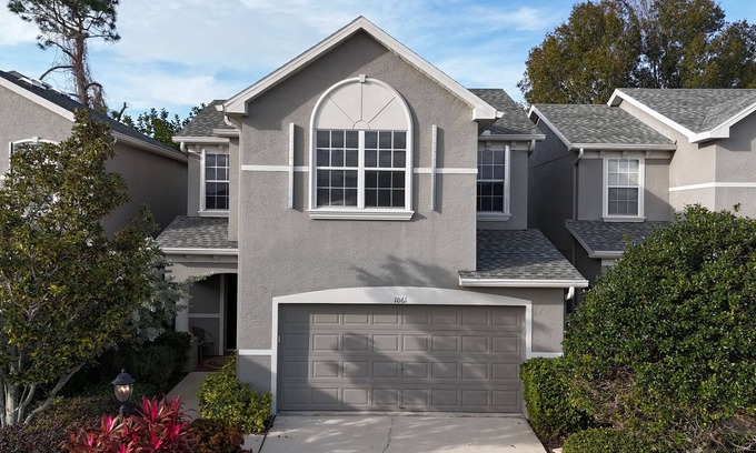 Gandy Casa | Stylish 3 bedroom 2.5 bath Venetian Bay Home awaits.