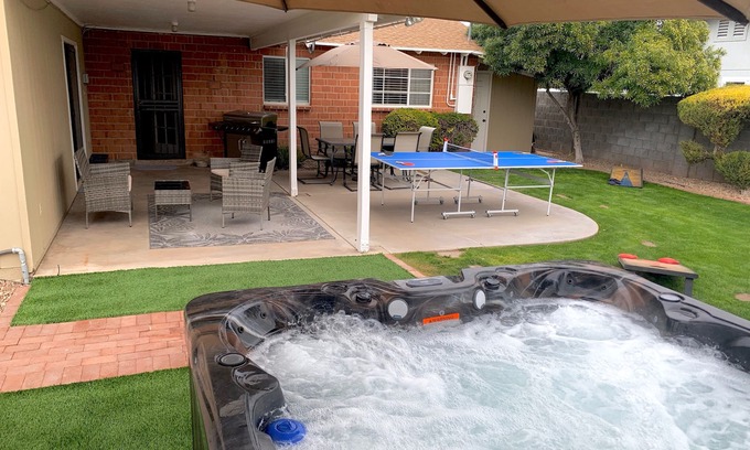 Scottsdale Estates Ten Casa | Stylish 3BR/3BA Retreat w/ Private Spa, 2miles to Old Town