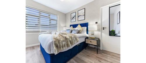 Tottenham Apartamento | Stylish 3BR Home with Garden Sleeps 6