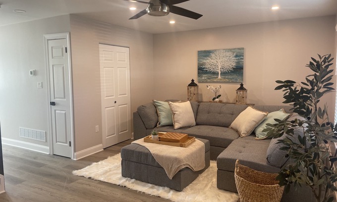 Newark Casa | Stylish 4 Bedroom Townhouse near UD campus