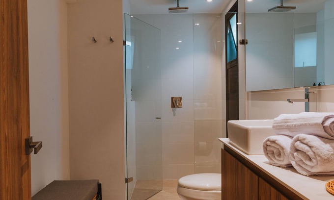 Laureles - Estadio Apartamento | Stylish 710ft Loft. 24/7 Front Desk- Alori 302