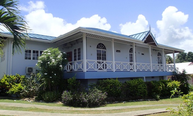 Buccoo Villa | Elegante y asequible villa de cuatro dormitorios en Tobago
