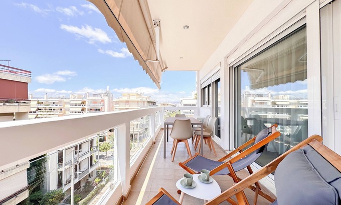 Alimos Apartamento | Stylish Alimos Retreat w/Large Balcony