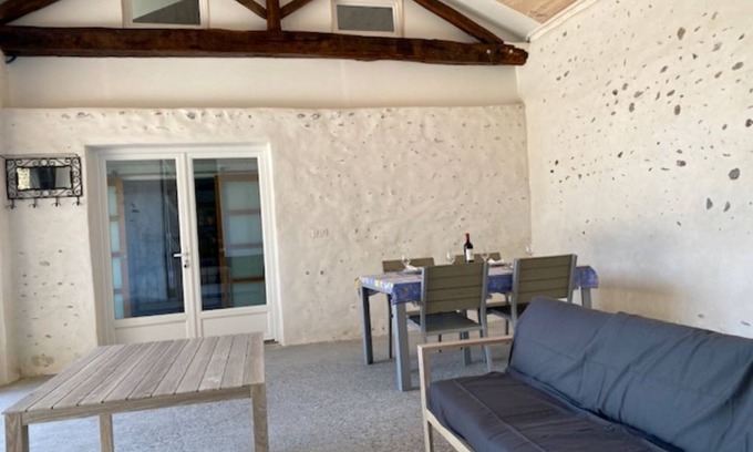 Vidouze Apartamento | Stylish annexe at country house in South West France - Madiran, Marciac and Pau