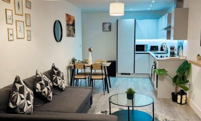 Hemel Hempstead Apartamento | Stylish Apartment with Balcony-Hemel HempsteadTown Centre/City View,FREE Parking