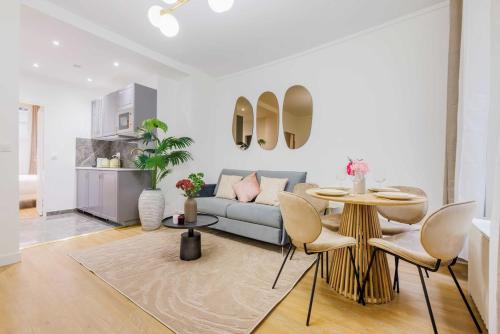 Quartier du Faubourg-Montmartre Apartamento | Stylish Apartment 3 Min from Haussmann, Sleeps4