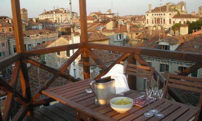 San Polo Apartamento | Elegante apartamento 5 minutos a pie desde Rialto 360 escala vistas panorámicas