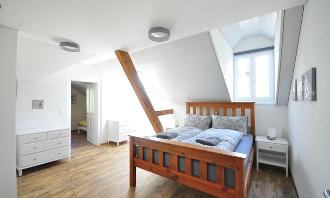 Matten bei Interlaken Apartamento | Elegante apartamento nuevo situado a 3 minutos a pie de la estación Interlaken West.