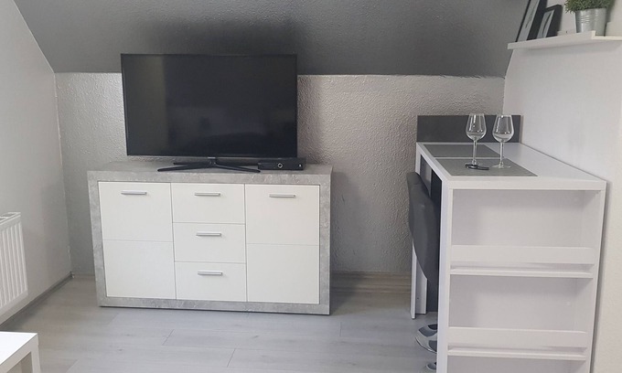 Steinenbronn Apartamento | Elegante apartamento cerca del aeropuerto / feria
