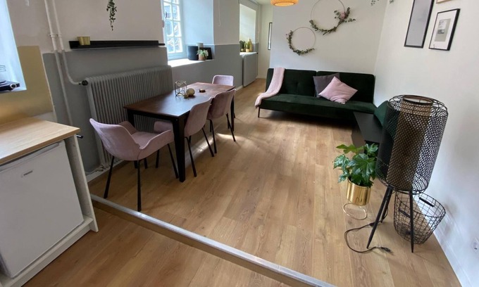 Cadier en Keer Apartamento | Stylish apartment in a monastery The Abbey