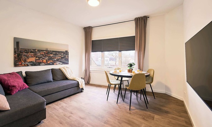 Eindhoven City Center Apartamento | Stylish Apartment in Eindhoven's Heart