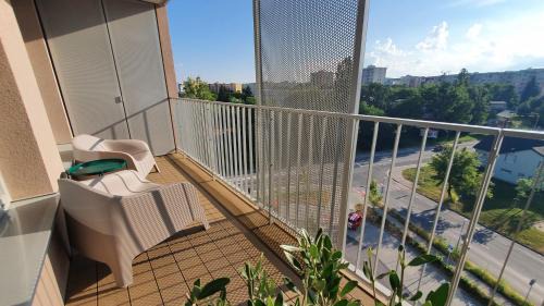 Zapad Apartamento | Stylish apartment near Old Town with AC and parking