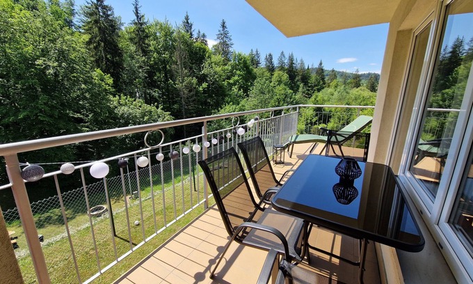 Wisla Apartamento | Na Bukowej Scenic Apartment with Large Terrace