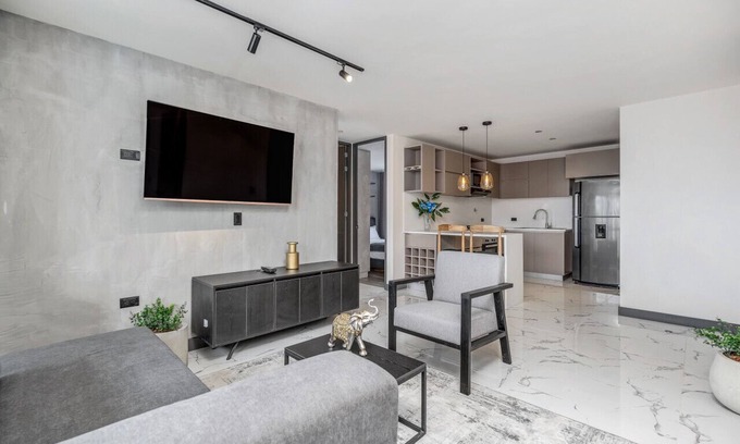 Laureles - Estadio Apartamento | Stylish apt 9th floor w/ AC near 2nd Park Laureles