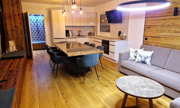Sankt Sebastian Apartamento | Stylish apartment which offers exquisite comfort