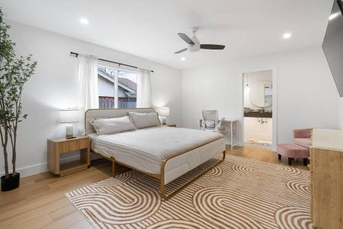 North Austin Civic Association Casa | Stylish Austin Escape 4BR, 2BA, Minutes from Domain, Q2 Stadium