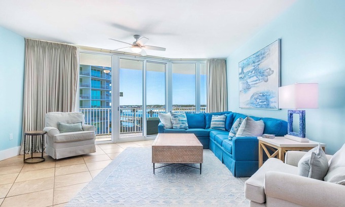 Orange Beach East Condominio | Stylish Bayside Condo with Spacious Balcony Overlooking Outdoor Pool Deck. Complimentary Boat Slip!