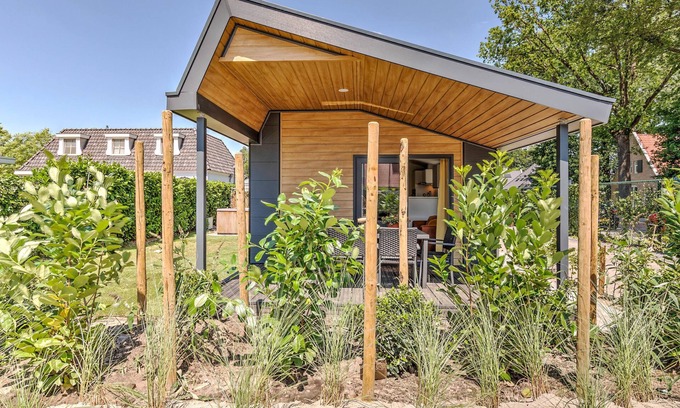 Kaatsheuvel Casa | Stylish bungalow with wellness