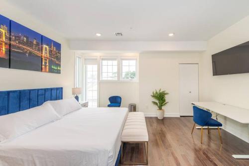 North Bergen Apartamento | Stylish Chic Condo NYC at Fingertips
