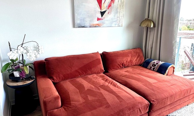 Carthay Circle Apartamento | Stylish & Chic Next to LACMA