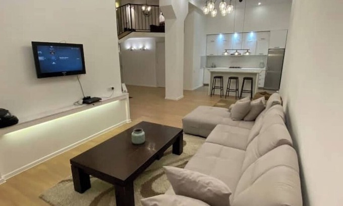 Kutaisi Apartamento | Stylish Comfort in the Heart of the City – Khedi House Apartments