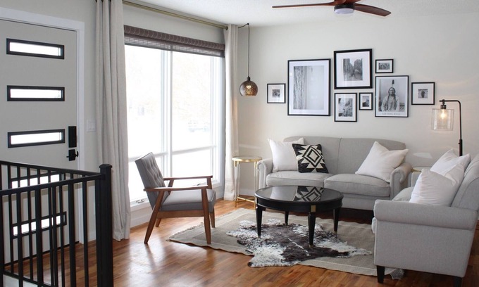 Rapid City Casa | Stylish & Comfortable 3 Queen Beds - Minutes from Downtown