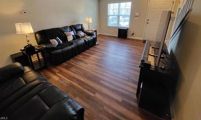 Greensboro Casa | Stylish, Cozy Corporate Townhome with Pool!