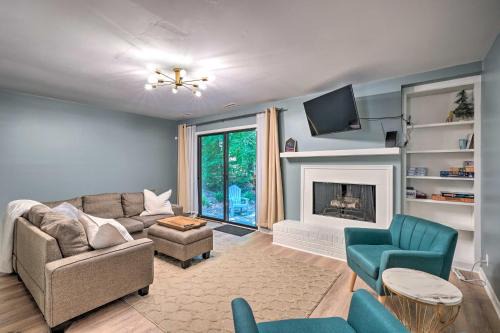 North Garrett Road Casa | Stylish Durham Townhome Less Than 5 Mi to Downtown!