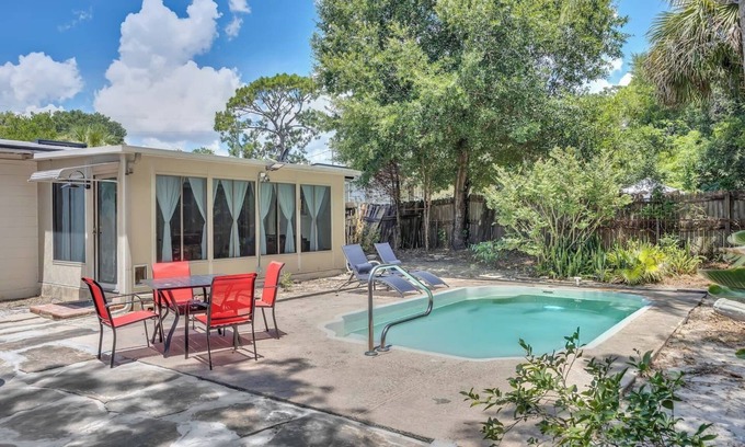 Jacksonville Casa | Stylish Escape w/ Pool & 2 King Suites