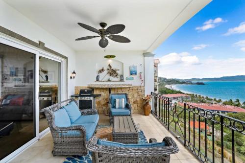 Playa Flamingo Apartamento | Stylish Flamingo Condo with Ocean Views, Renovated Kitchen & Walkable Beach Access